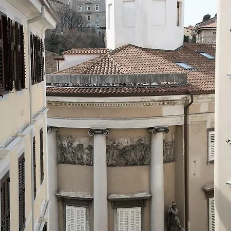 Apartment Charming House *