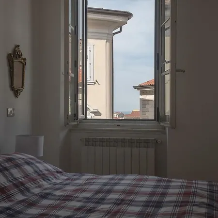 Charming House *